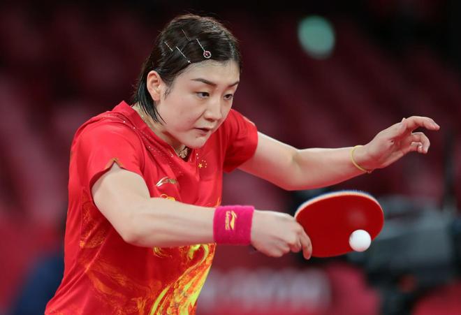 然而斯图加 然而斯图加